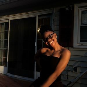 Meet your Posher, Asha